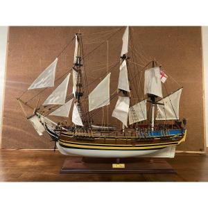 Model Of The Famous Sailing Ship "the Bounty". 