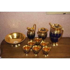 Service à café et coupe en porcelaine bleu et or monogrammé R