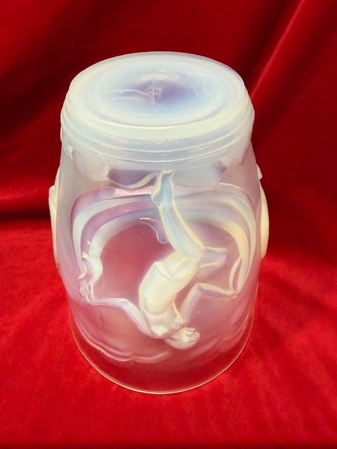 Vase Art Deco 1930 Verre Opalescent Verlys  Les Danseuses-photo-1