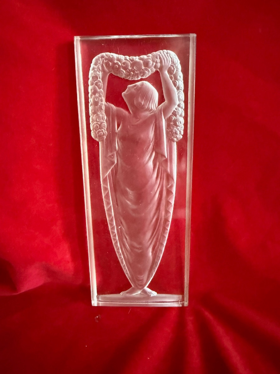 Vincent Hettier Art Deco Glass Plate 1930