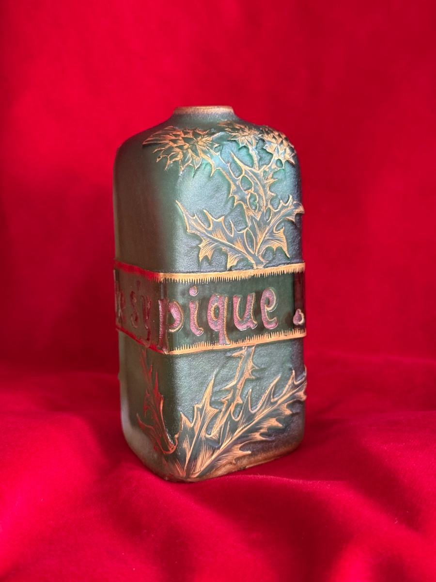 Daum Nancy Art Nouveau "talking" Vase, 1900