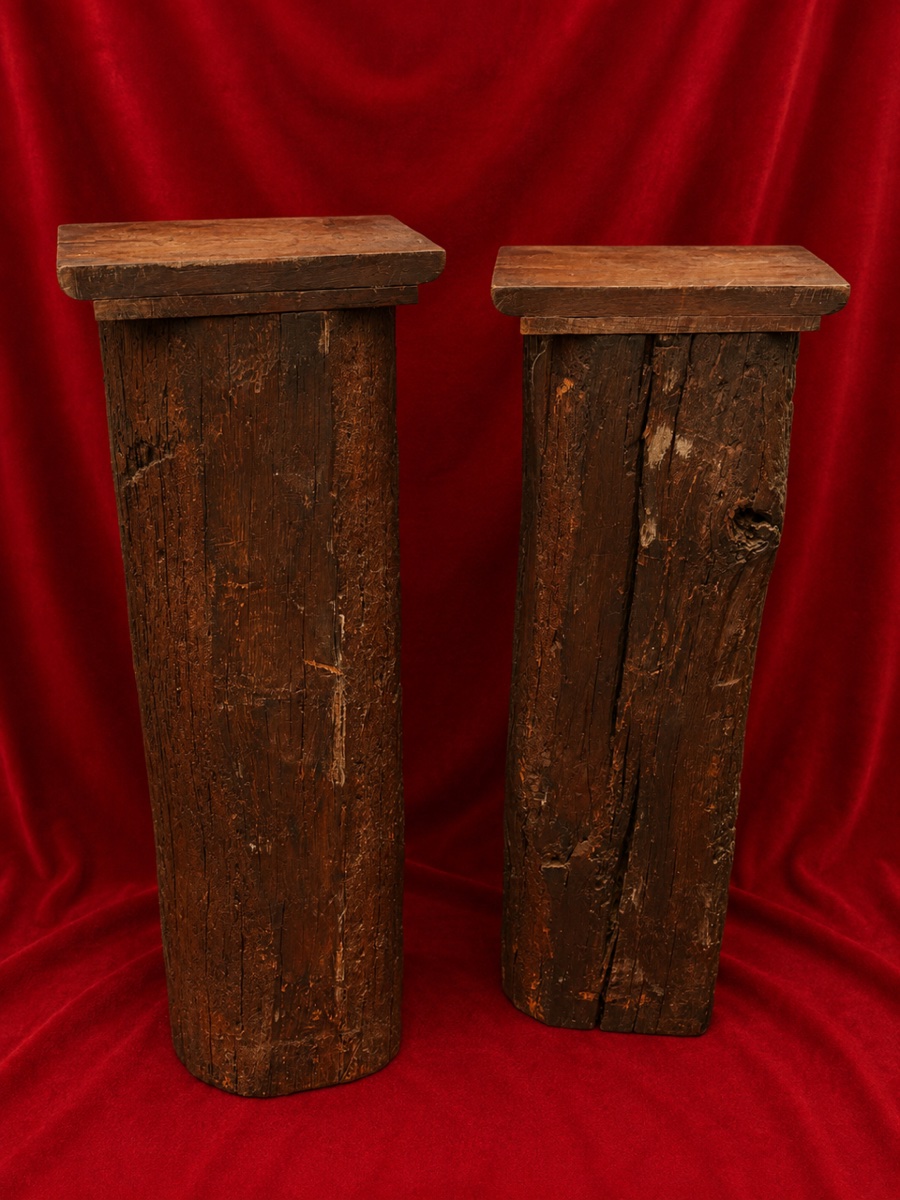 Pair Of 18th-century Carved Caryatid Pilasters Depicting Adam And Eve-photo-4