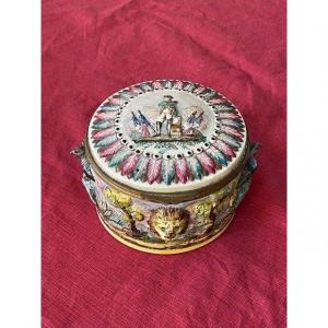 Bonbonnière Porcelain Box Capodimonte Naples XIX Emperor Napoleon Decor