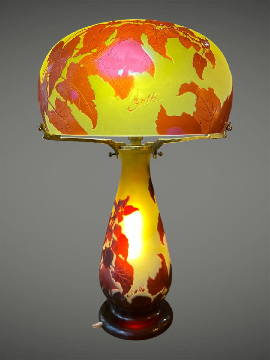 Gallé Mushroom Lamp With Abutilons-photo-3