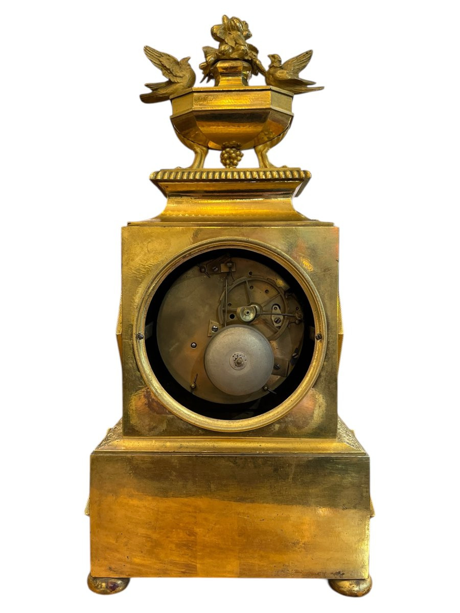 Louis XVI Period Clock In Gilt Bronze-photo-3
