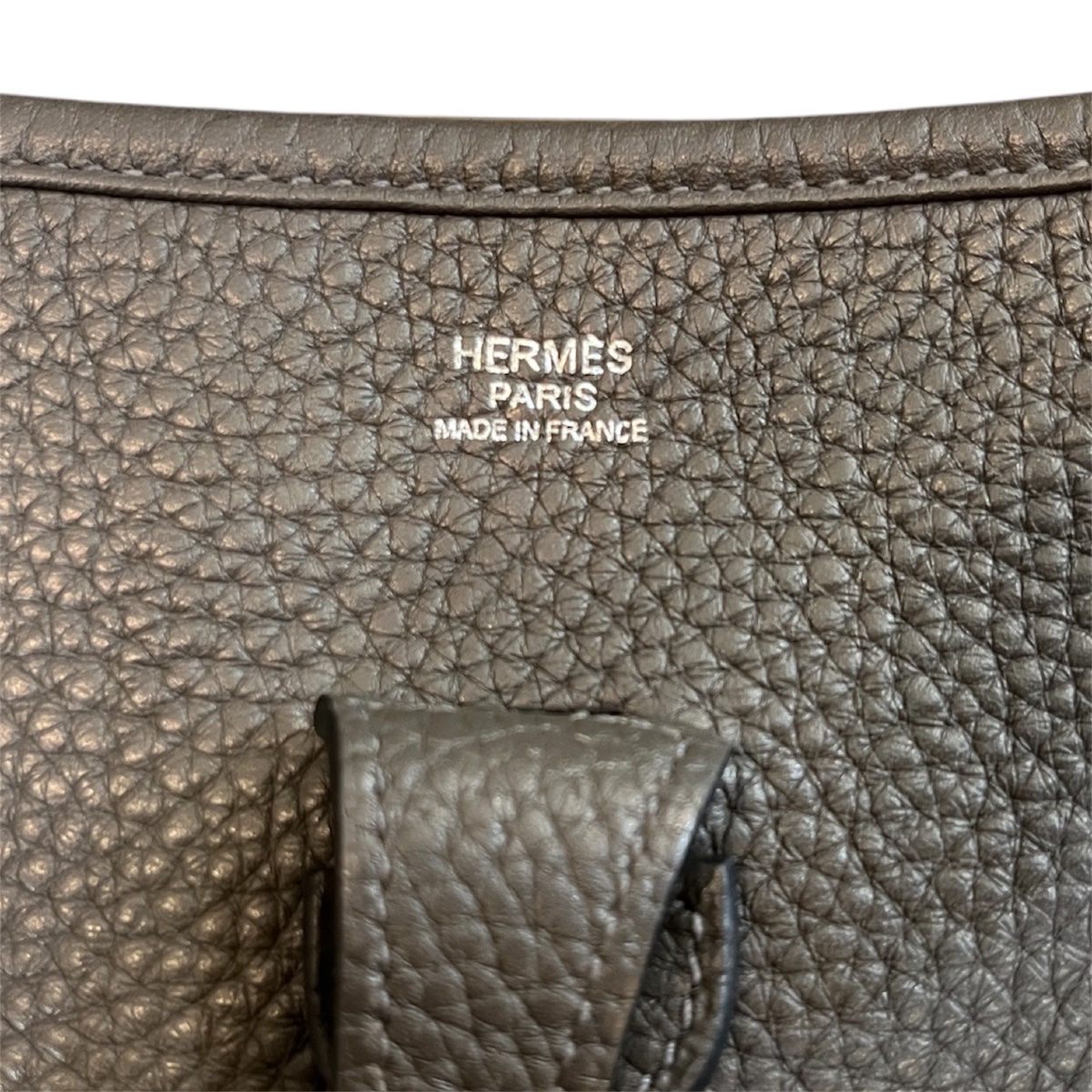 Sac Hermès Evelyne III PM gris graphite cuir de veau Clémence-photo-4