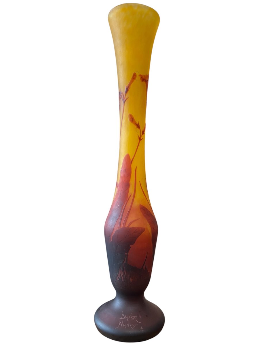 Vase Art nouveau Daum Nancy aux fleurs de tabac
