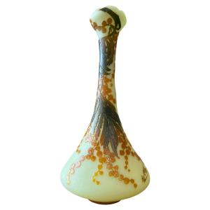 Vase Art nouveau De Vez Cristalleries de Pantin aux prunus