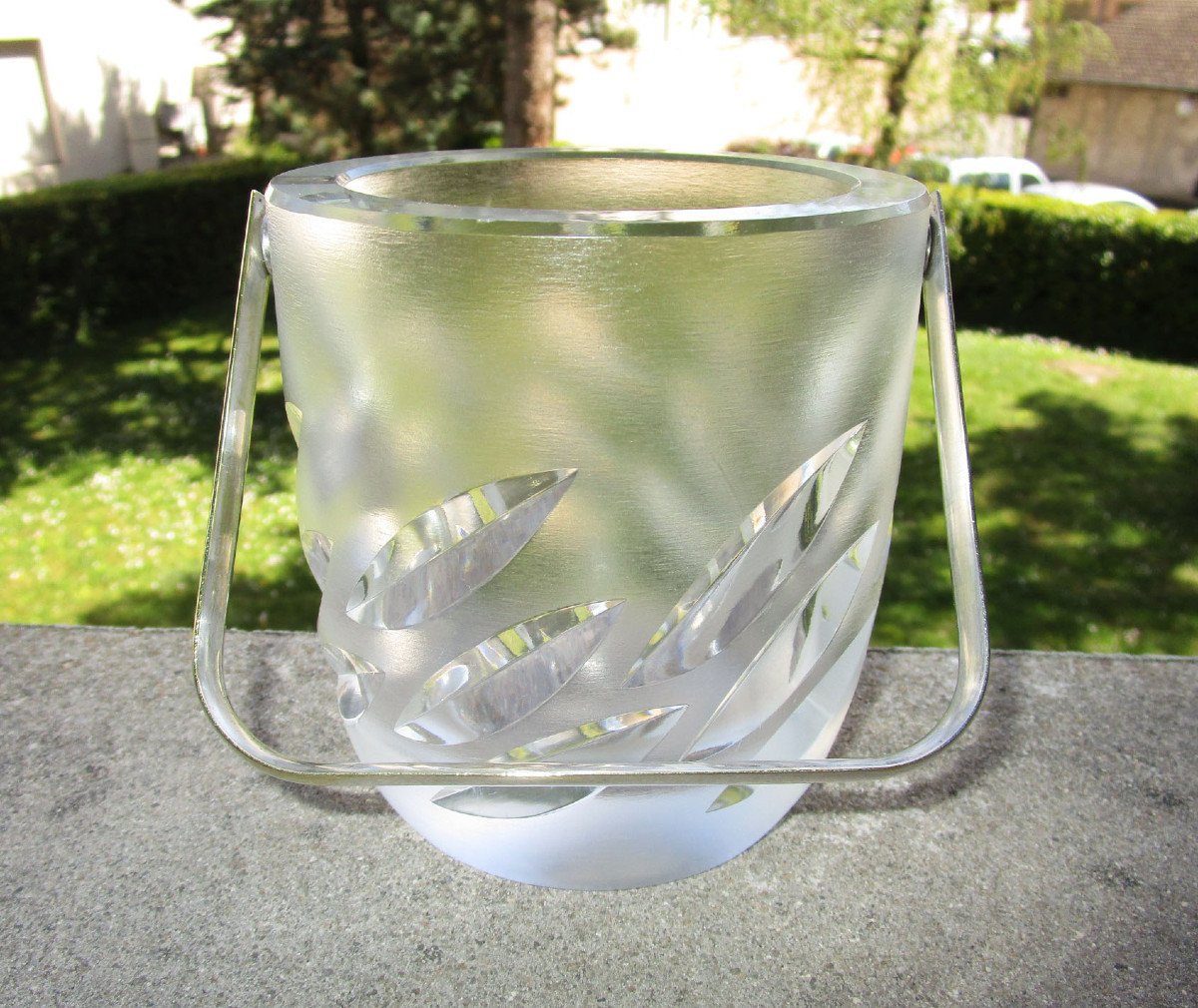 Very Beautiful Small Ice Bucket Or Ice Bucket, Crystal And Silver Metal, Lalique France Model Artois-photo-1