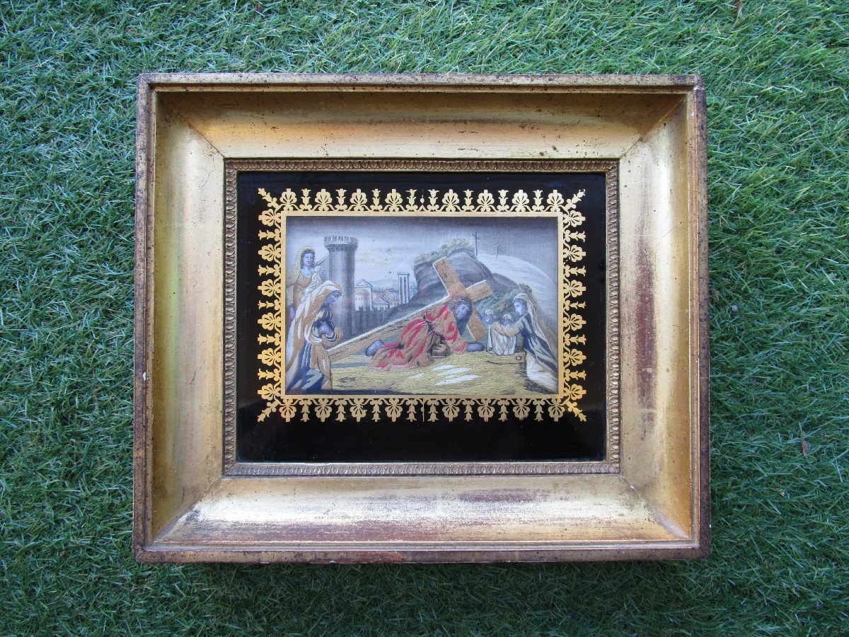 Diorama Religieux XIXe Le Christ Portant Sa Croix Et Sainte Véronique Tableau Tissé Sous Vitre.