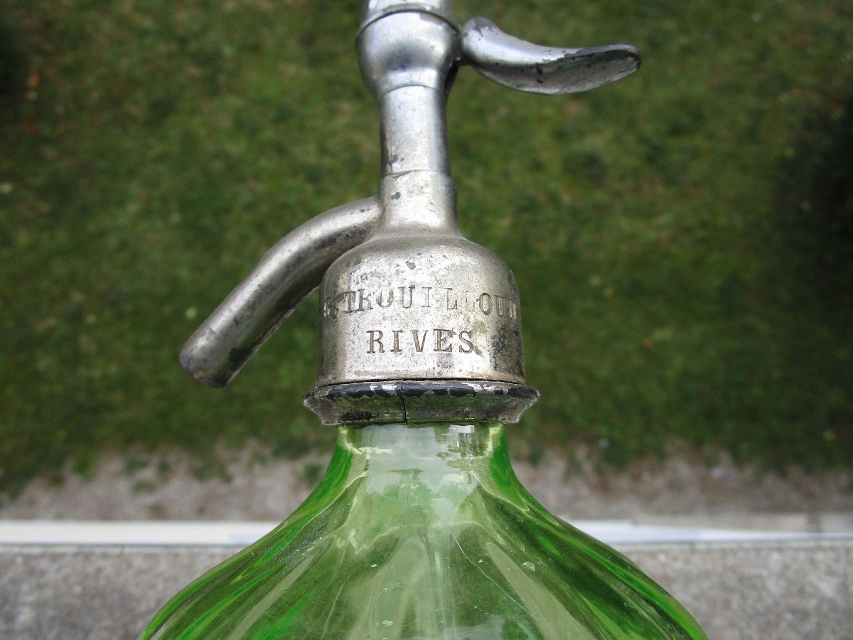 Old Beautiful And Rare Bar Siphon In Marquise Shape In Ouraline Absinthe Rives Period Circa 1900-photo-1