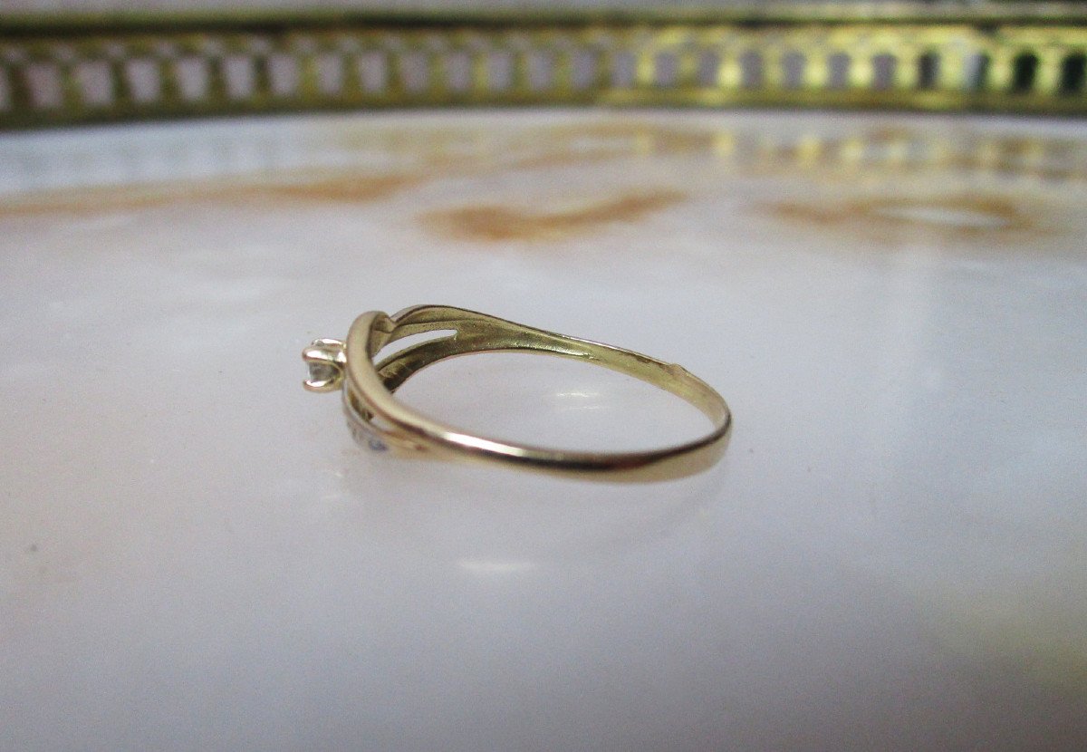 Very Beautiful Solitaire Ring In 18k 18k Gold And Small Diamond. Weight 1.35 Gr. Size 56.-photo-3
