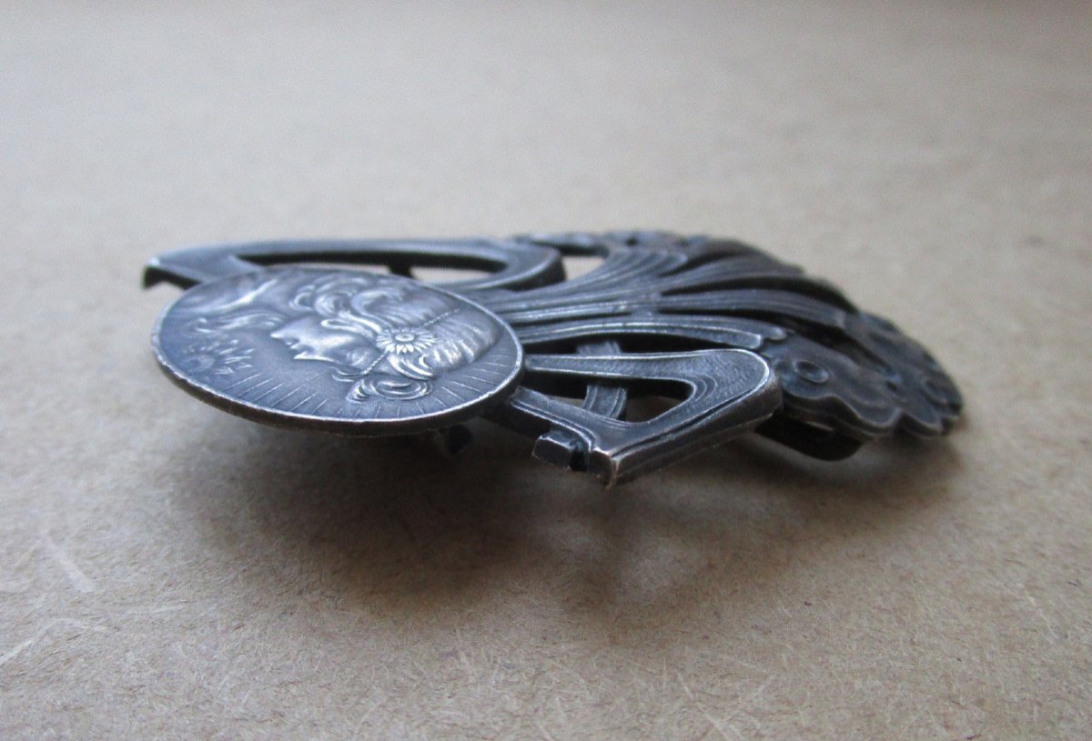 Very Beautiful Art Nouveau Period Belt Buckle For Women Butterfly Silver Metal Circa 1900.-photo-1