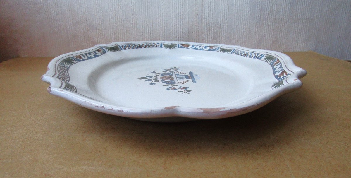 Beautiful 18th Century Rouen Earthenware Dish, Flowered Basket Decor, In Very Good Condition.-photo-4