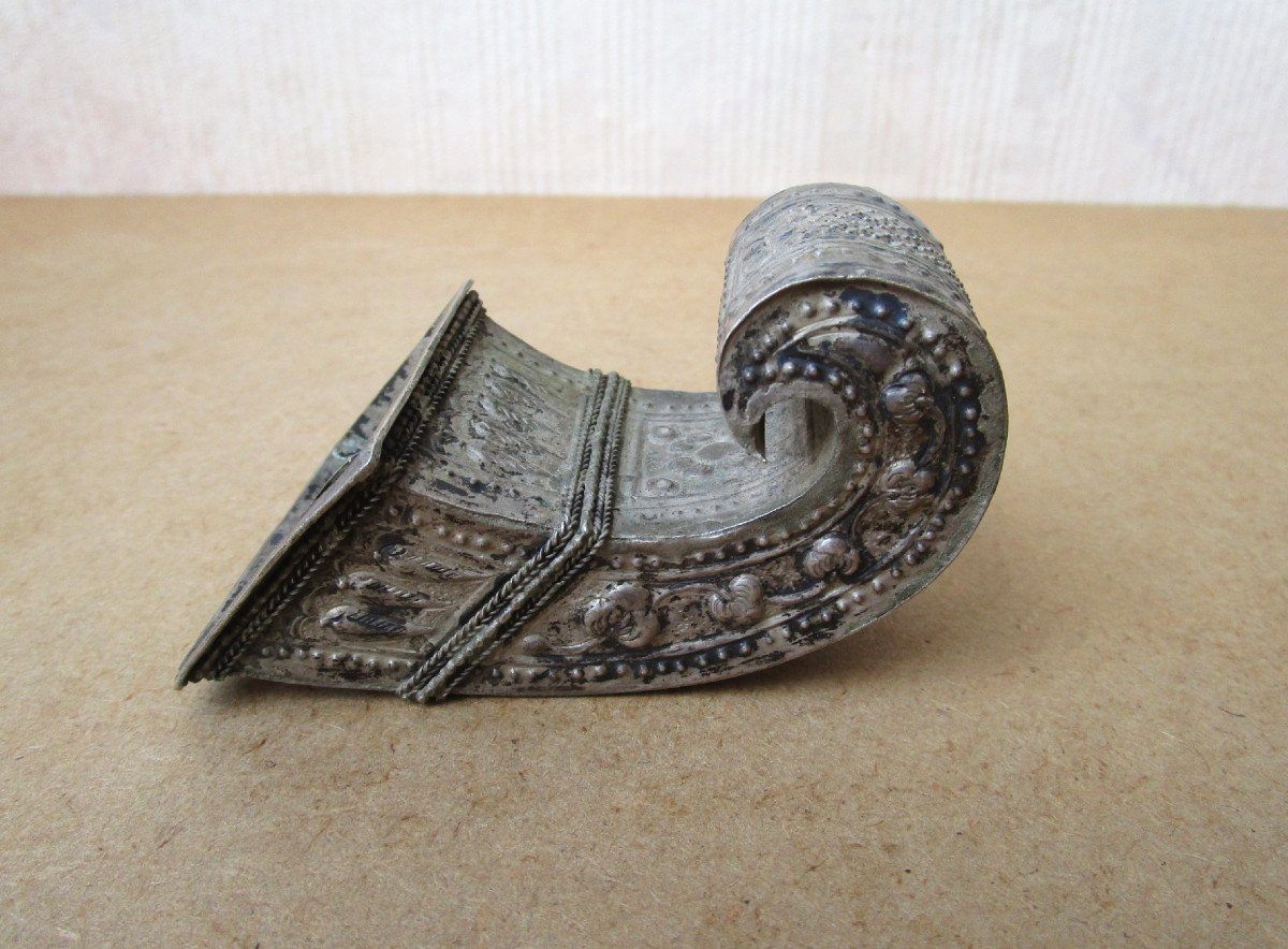 19th Century Betel Leaf Holder Case Or Box In Solid Silver China Thailand Vietnam Or Cambodia.-photo-3