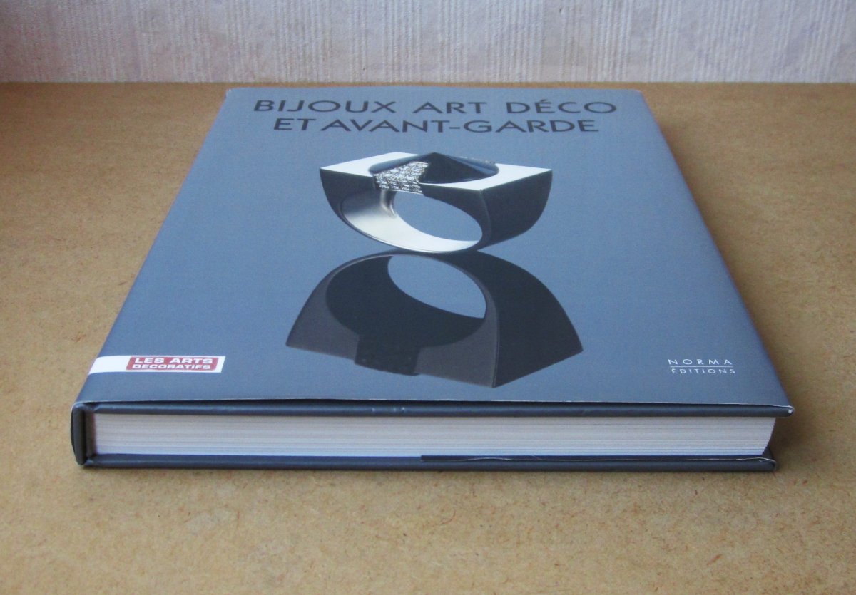 Livre Bijoux Art Déco Et Avant Garde Jean Després Dunand Fouquet Mauboussin Sandoz édition 2009-photo-3