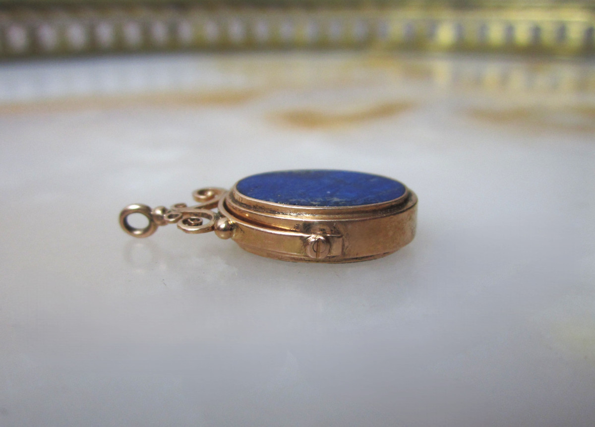 Beautiful 19th Century 18k Gold 18k Gold Seal Or Chatelaine Charm With A Blank Lapis Lazuli Matrix-photo-4