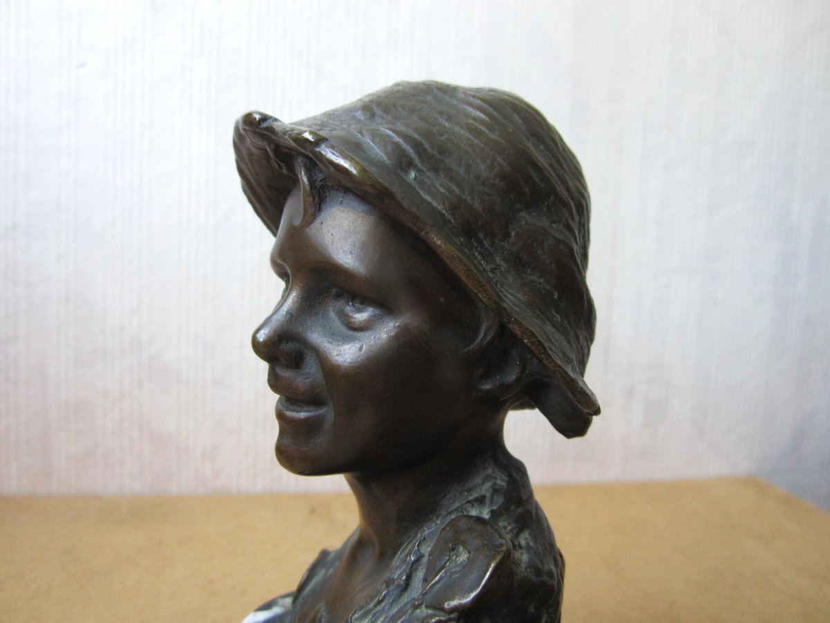 Très beau petit bronze XIXe, jeune garçon Napolitain attribué à Giovanni De Martino.-photo-3
