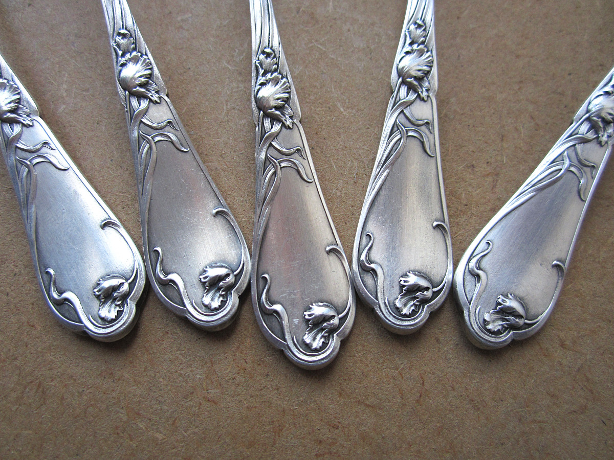 Boulenger, 12 Beautiful Small Silver-plated Teaspoons From The Art Nouveau Period, Tulip Model