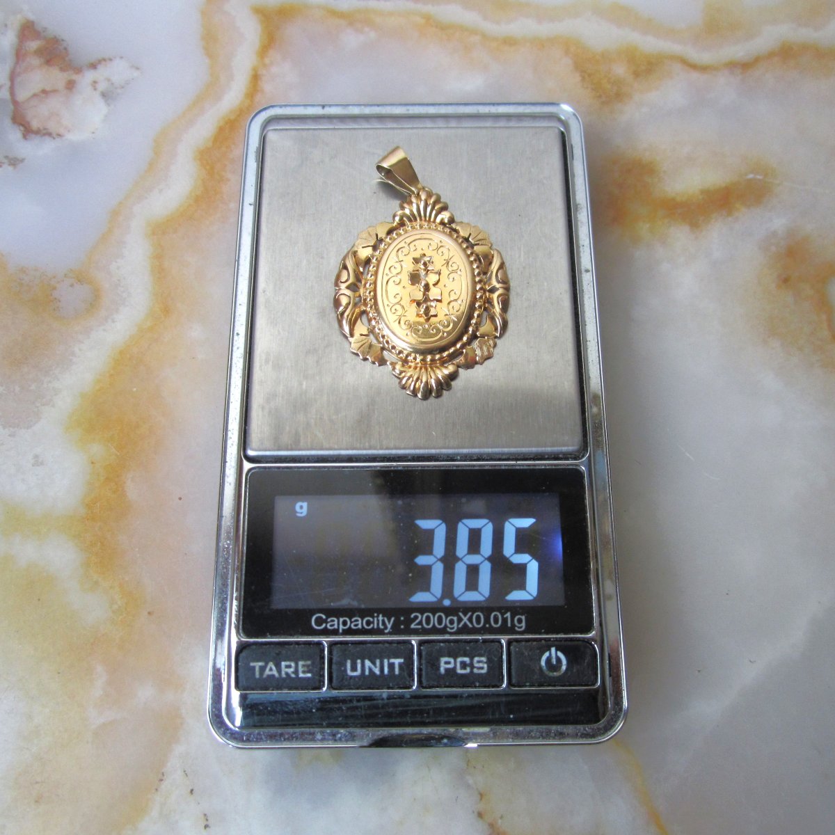 Ancien grand pendentif Napoléon III or 18k 18 carats fleurs en relief vendu avec ou sans chaîne-photo-7