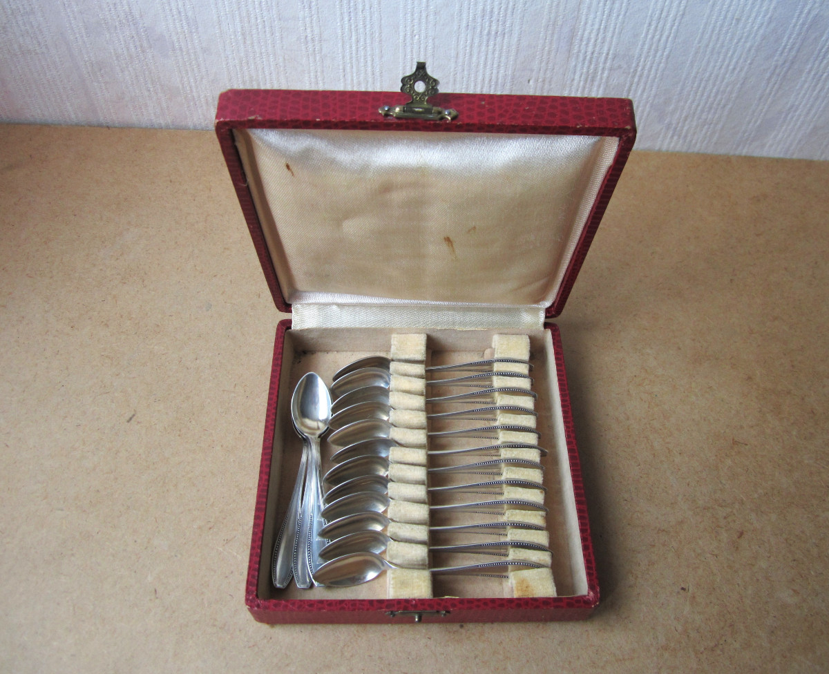 16 Small German Solid Silver Mocha Teaspoons In Very Good Condition.-photo-6