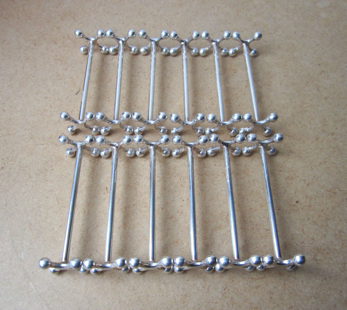 12 Christofle Knife Rests In Very Good Condition, 4 Ball Or Atomium Model, In Boxes.-photo-2