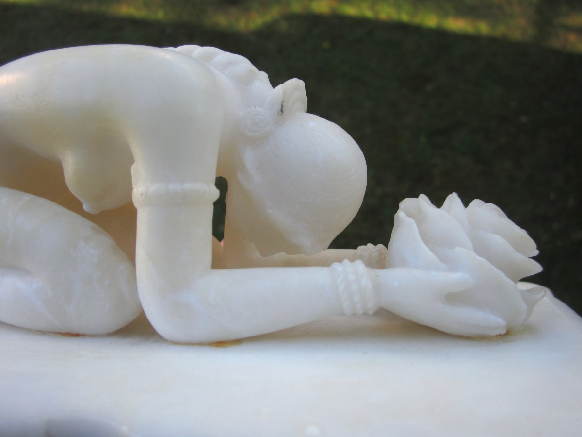 Beautiful Little Alabaster Casket Or Box, Nude Woman, Art Deco Period, Circa 1930, One Small Loss.-photo-4