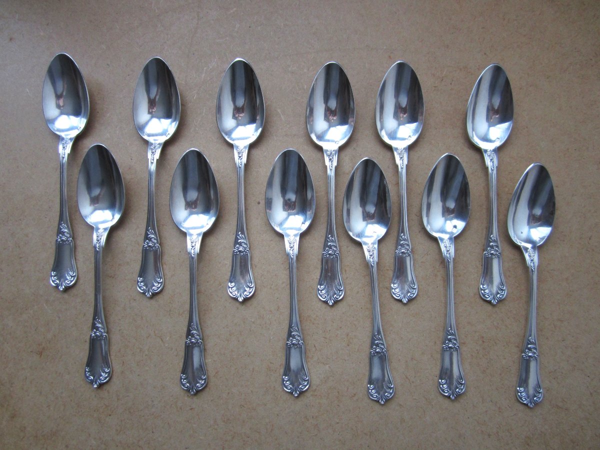 12 belles petites cuillères à café en argent massif Minerve chiffrées R poids : 314 grammes.-photo-3