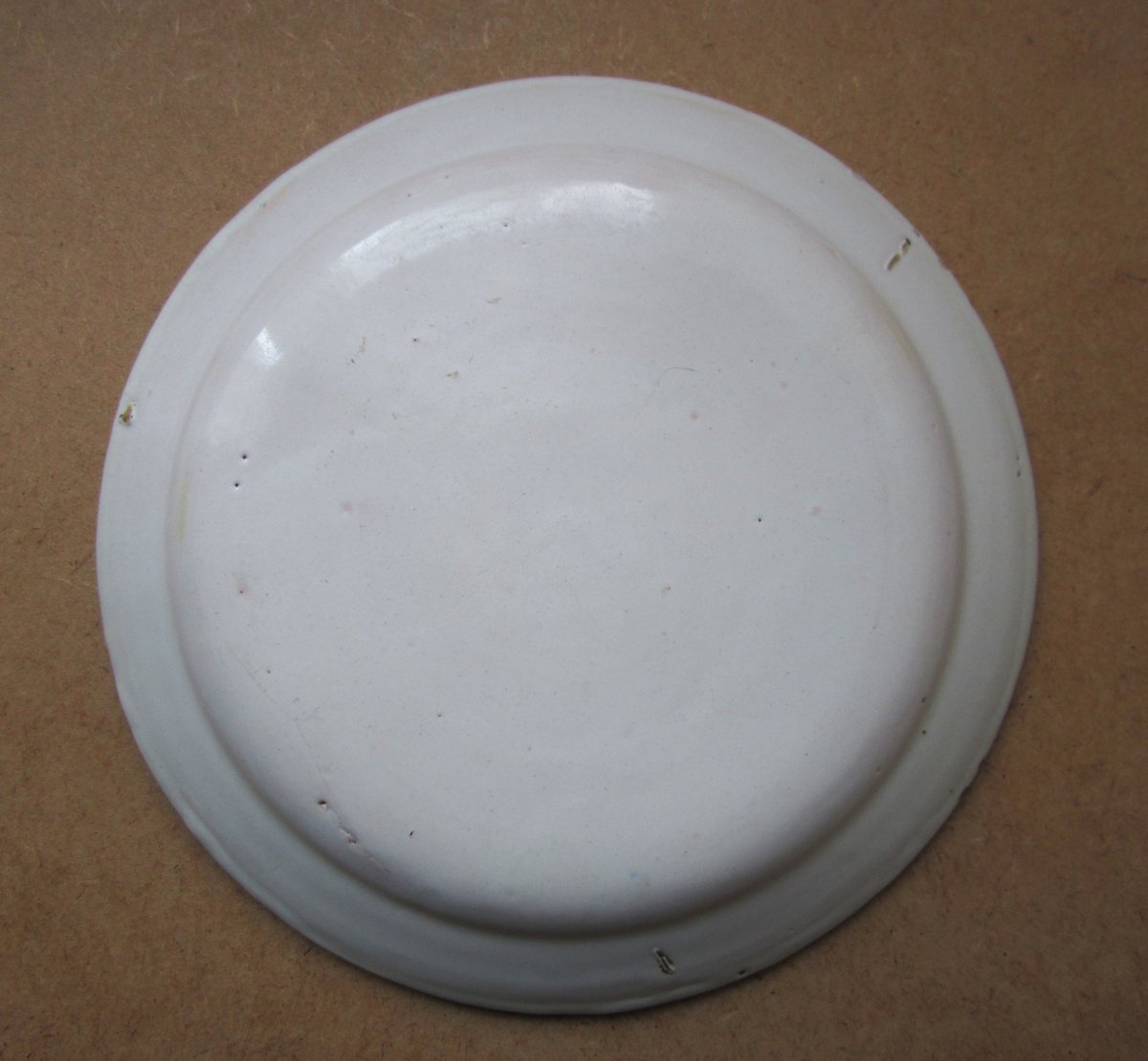 Fa&iuml;ence De La Tronche Belle Et Rare Assiette XVIIIe Au Chinois Bossu Pr&egrave;s de Grenoble.-photo-3