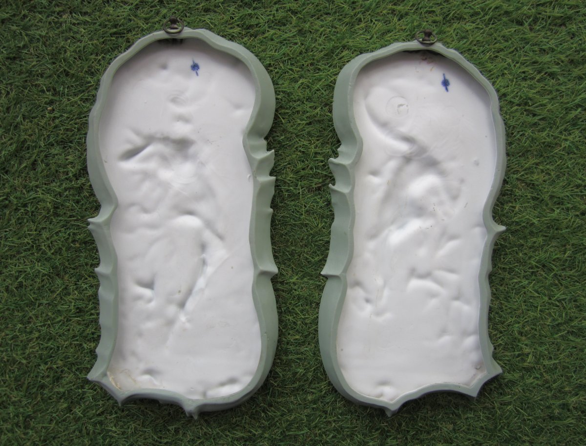 Très belle paire de plaque en biscuit de porcelaine femmes Art Nouveau 1900, Volkstedt Thuringe-photo-6