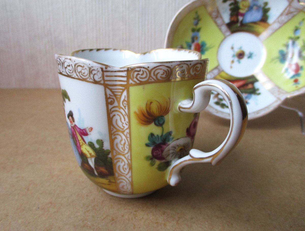 Very Beautiful Quatrefoil Cup In German Porcelain By Helena Wolfsohn Dresden Meissen Saxony.-photo-4