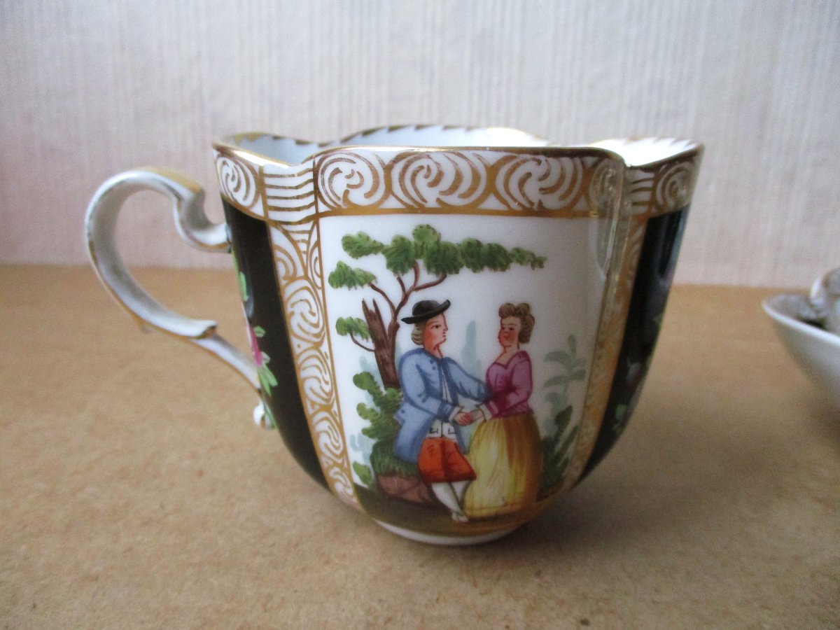  Very Beautiful Quatrefoil Cup In German Porcelain By Helena Wolfsohn Dresden Meissen Saxony.-photo-3