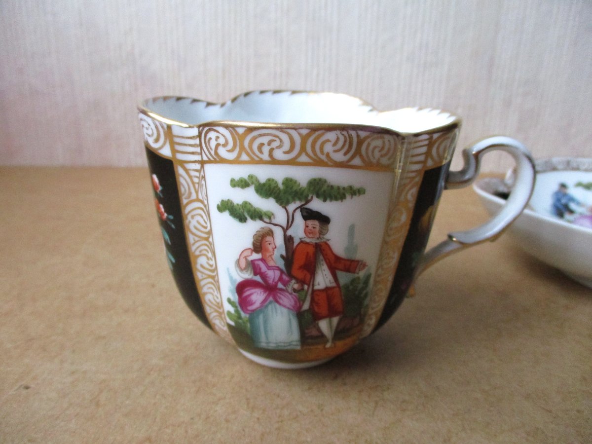  Very Beautiful Quatrefoil Cup In German Porcelain By Helena Wolfsohn Dresden Meissen Saxony.-photo-2