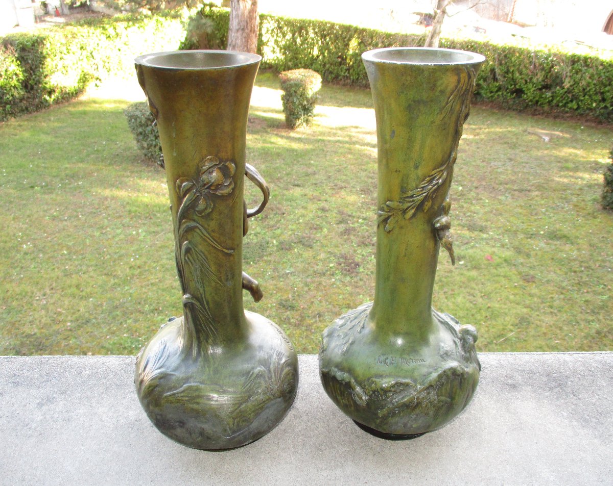 Très belle paire de vases Art Nouveau en régule à patine vert antique signés L&F Moreau 34,5 cm-photo-4