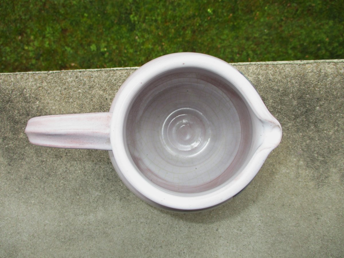 Beautiful Apple And Grape Pitcher Or Water Jug Signed By Brothers Robert And Jean Cloutier-photo-3