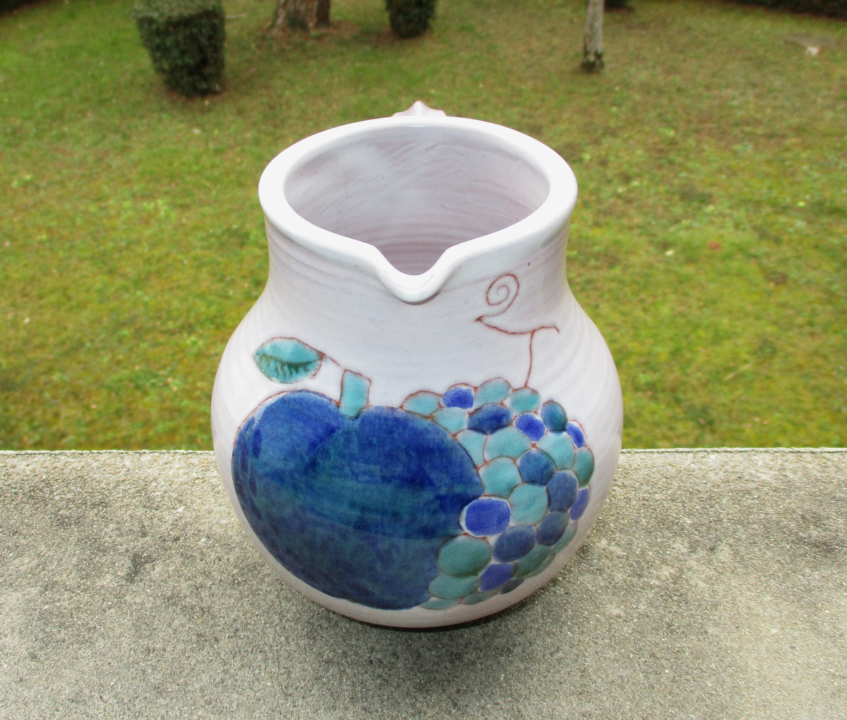 Beautiful Apple And Grape Pitcher Or Water Jug Signed By Brothers Robert And Jean Cloutier