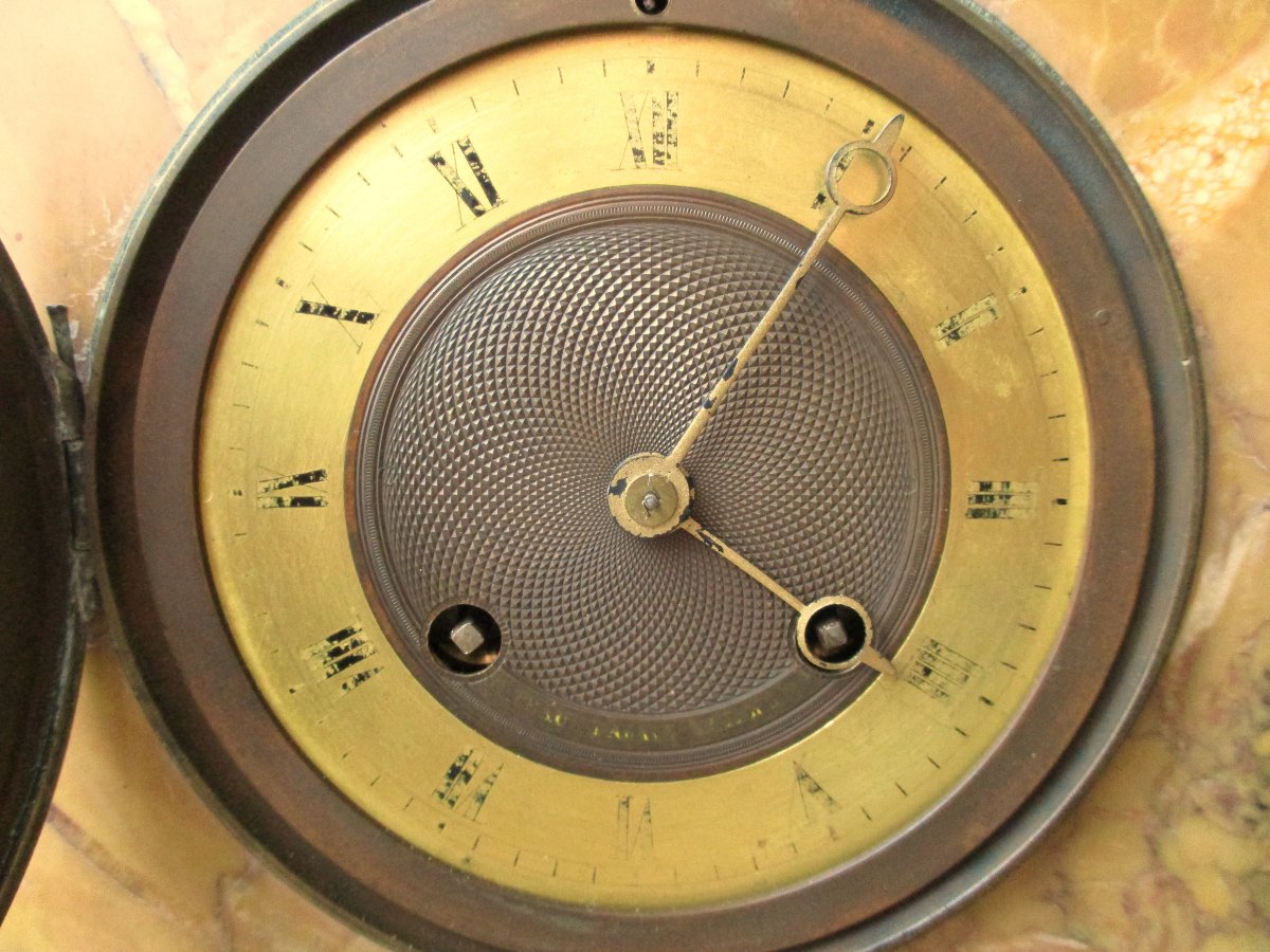 Ancienne pendule borne début XIXe d'époque Restauration Charles X marbre de Sienne et bronze.-photo-3