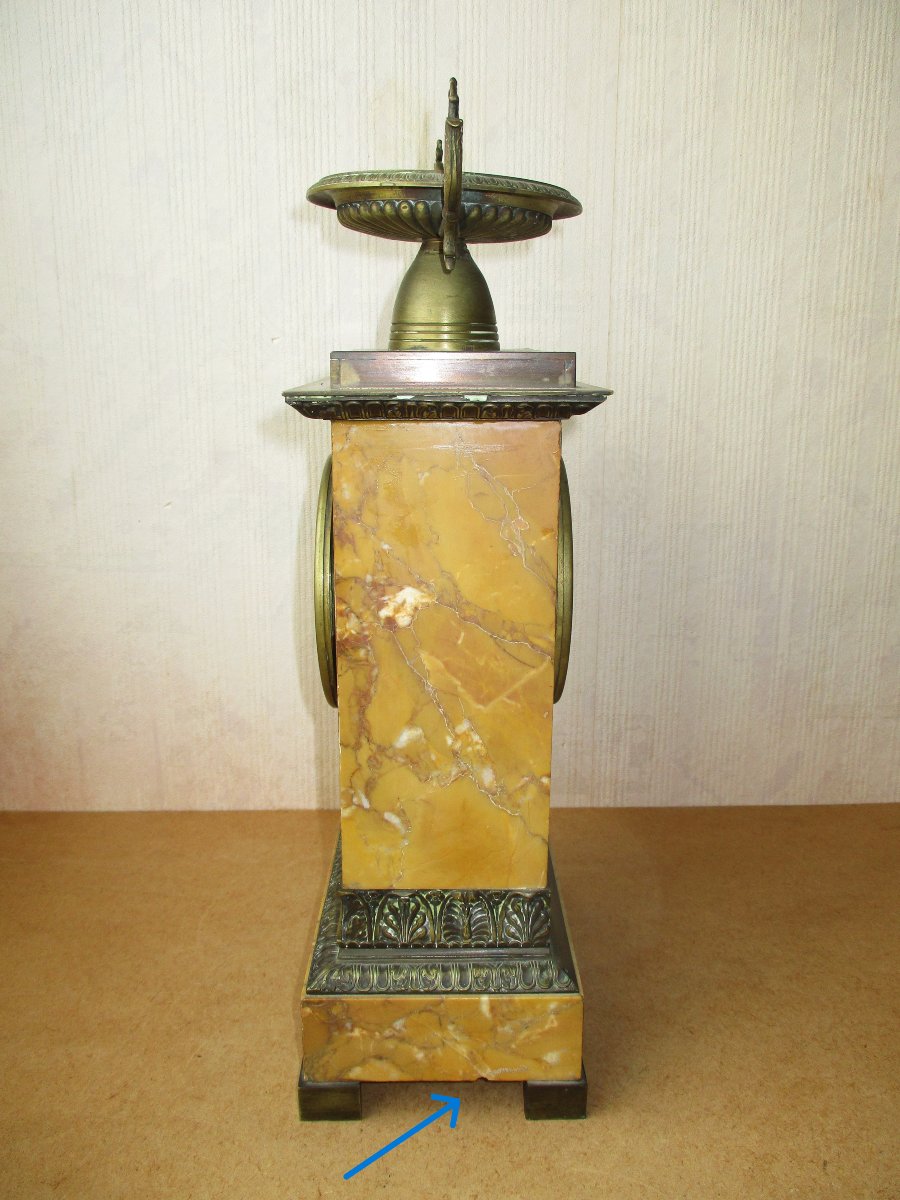 Ancienne pendule borne début XIXe d'époque Restauration Charles X marbre de Sienne et bronze.-photo-4
