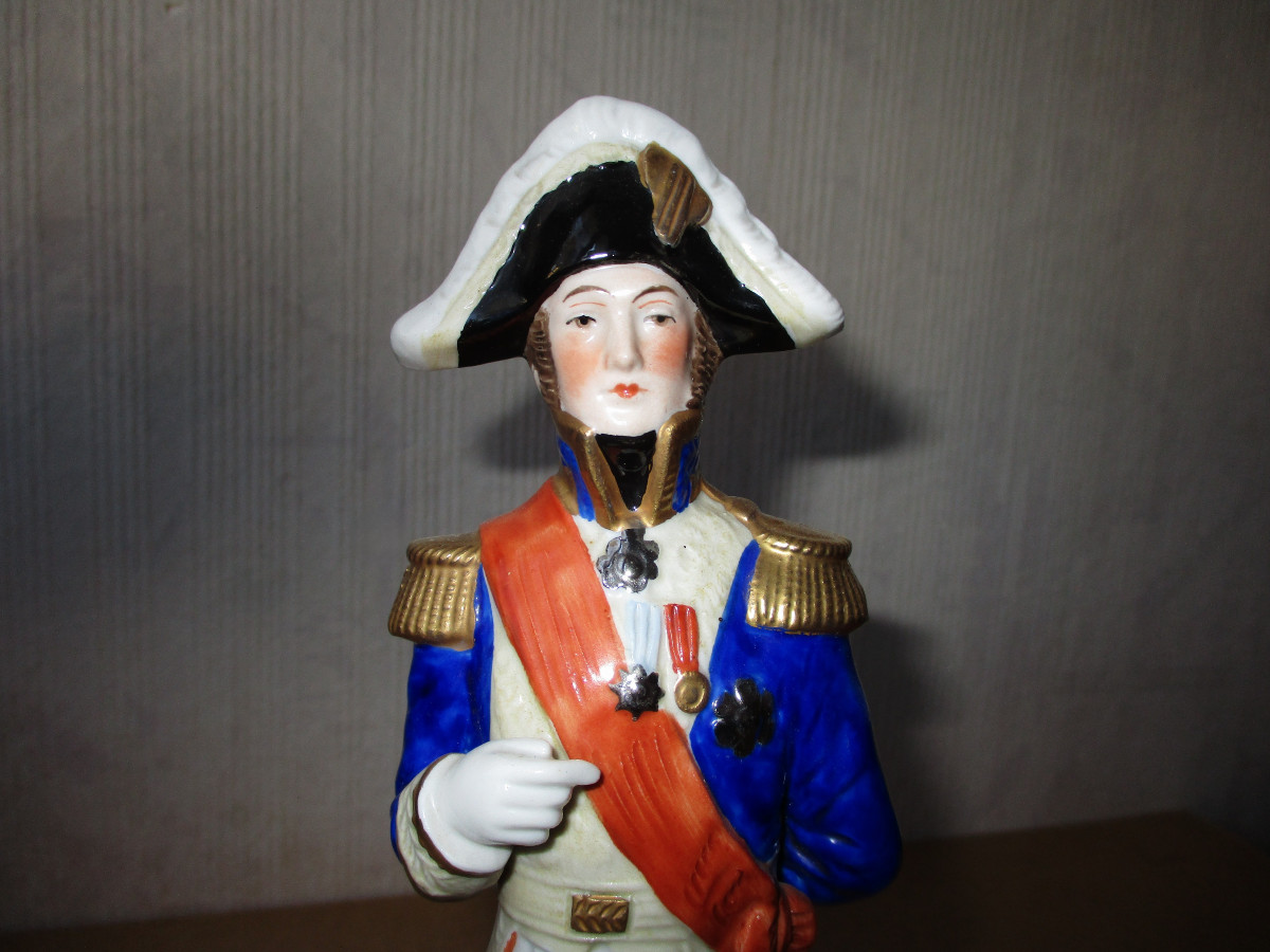 Maréchal Ney Empire ancienne belle statuette en porcelaine de Saxe Scheibe-Alsbach Thuringe.