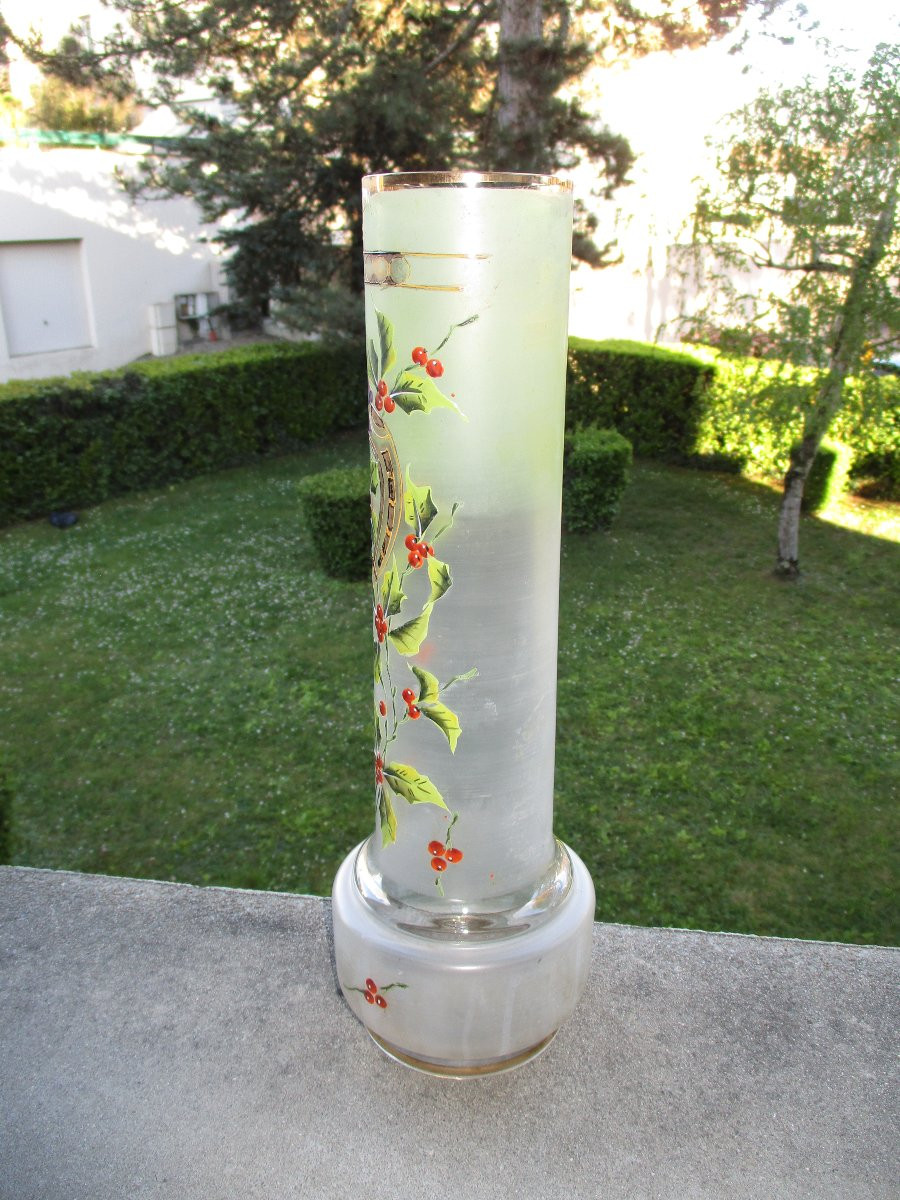 Très beau vase Art Nouveau en verre émaillé à décor de houx et fer à cheval porte-bonheur.-photo-4