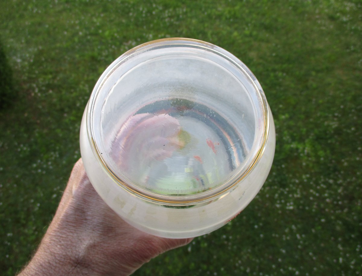 Très beau vase Art Nouveau en verre émaillé à décor de houx et fer à cheval porte-bonheur.-photo-5