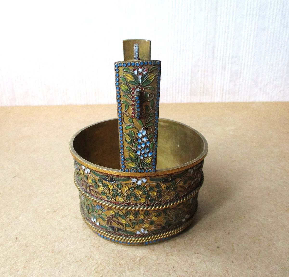 Small Confectionery Or Sugar Basket In Cloisonné Enamel On Bronze, Russian Silverware Late 19th Century-photo-2