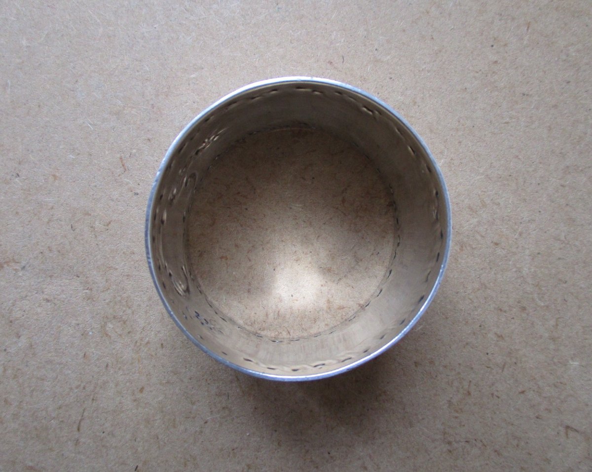Antique Sterling Silver Napkin Ring With Floral Design And Blank Cartouche. 41 Grams.-photo-4