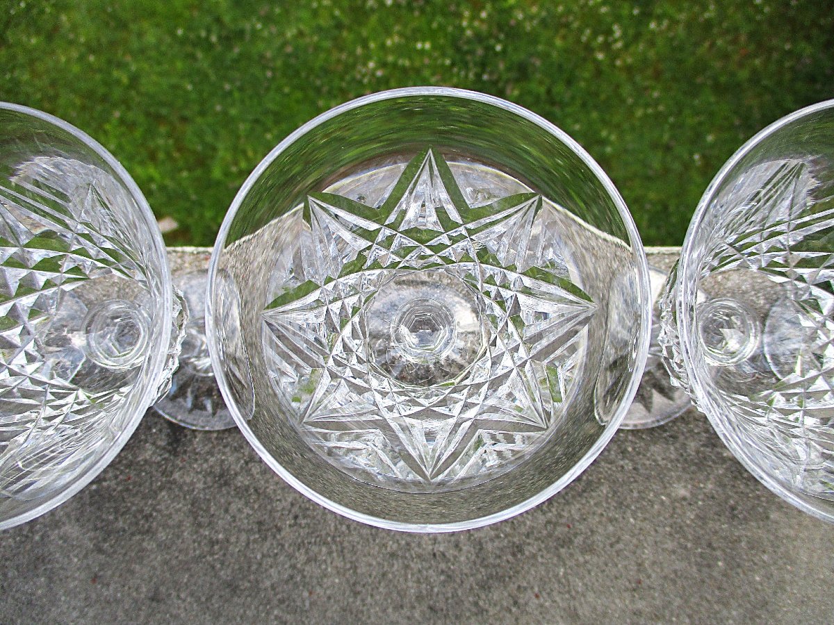 Saint Louis, 7 Beautiful White Wine Glasses Sammy Model In Perfect Condition Saint-louis Crystal.-photo-5
