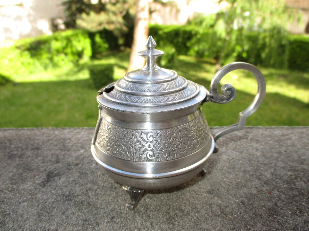 Nineteenth-century Silver And Vermeil Mustard Pot Monogrammed With The Initials L And D Interlaced.-photo-2