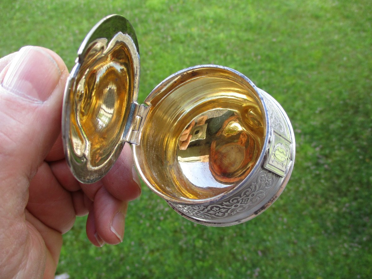Nineteenth-century Silver And Vermeil Mustard Pot Monogrammed With The Initials L And D Interlaced.-photo-7