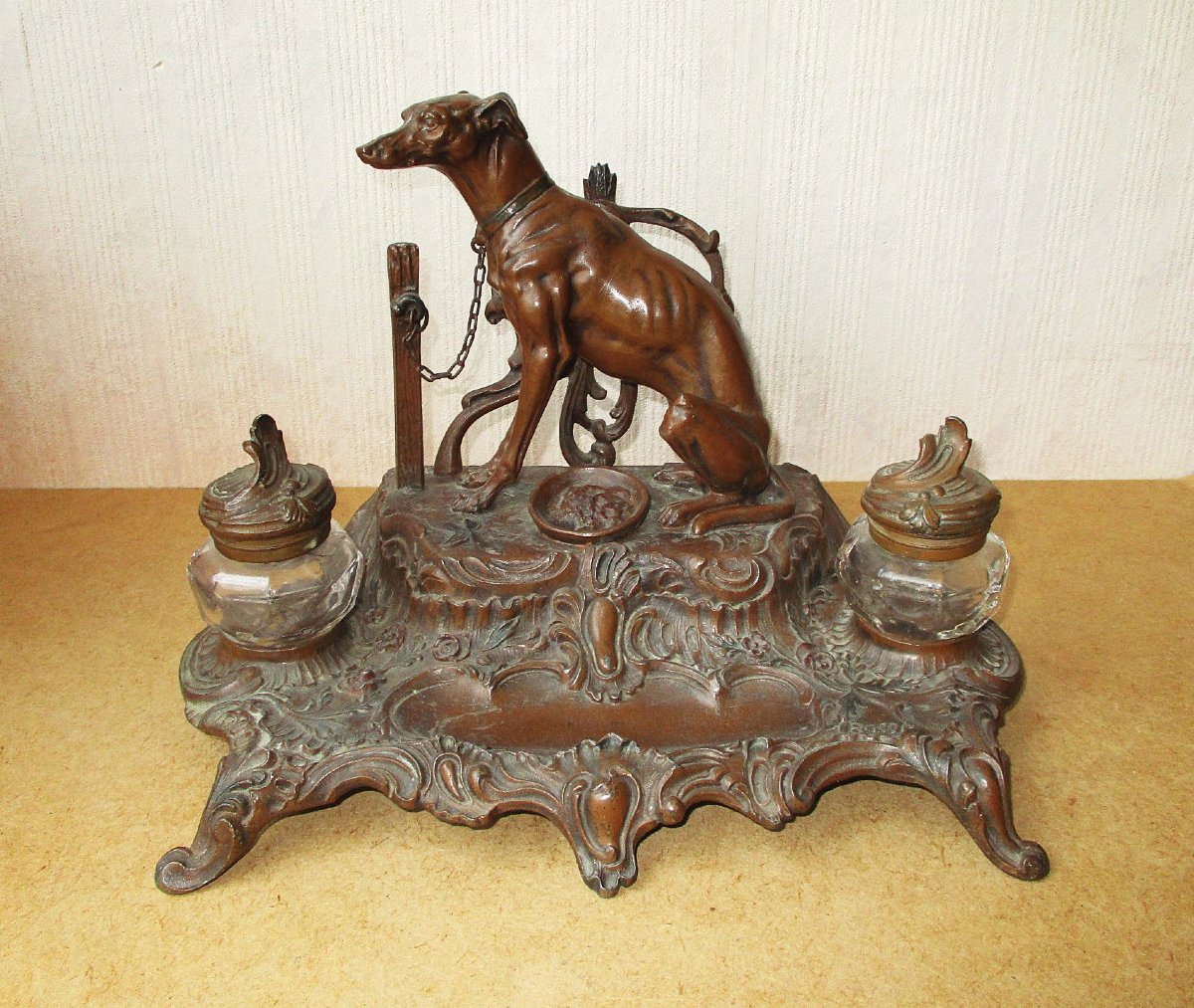 Beautiful Art Nouveau Inkwell Made Of Leaded Glass With A Chocolate-colored Patina, Featuring A Greyhound, Signed A. Bossu.