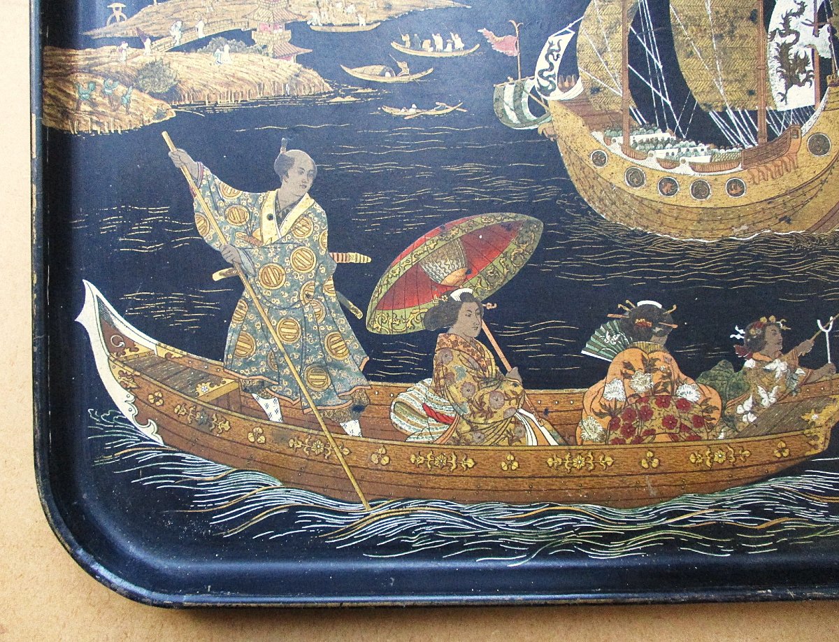 Beau plateau en carton bouilli époque Napoléon III, rare décor japonisant de bateaux.-photo-4