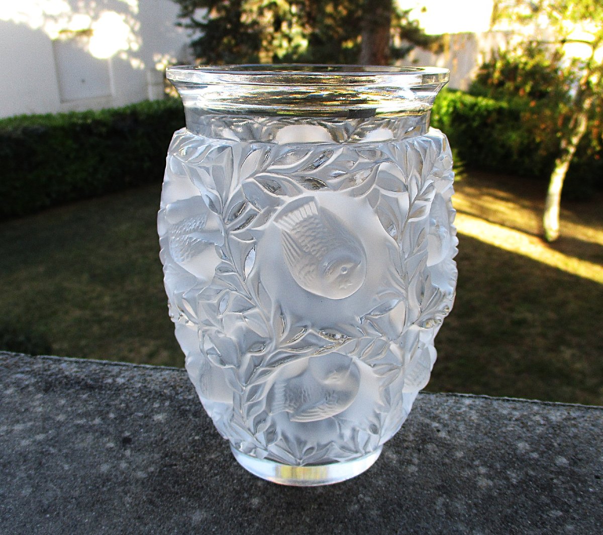 Iconique vase Bagatelle en cristal moulé-pressé satiné Lalique France modèle de René Lalique.-photo-4