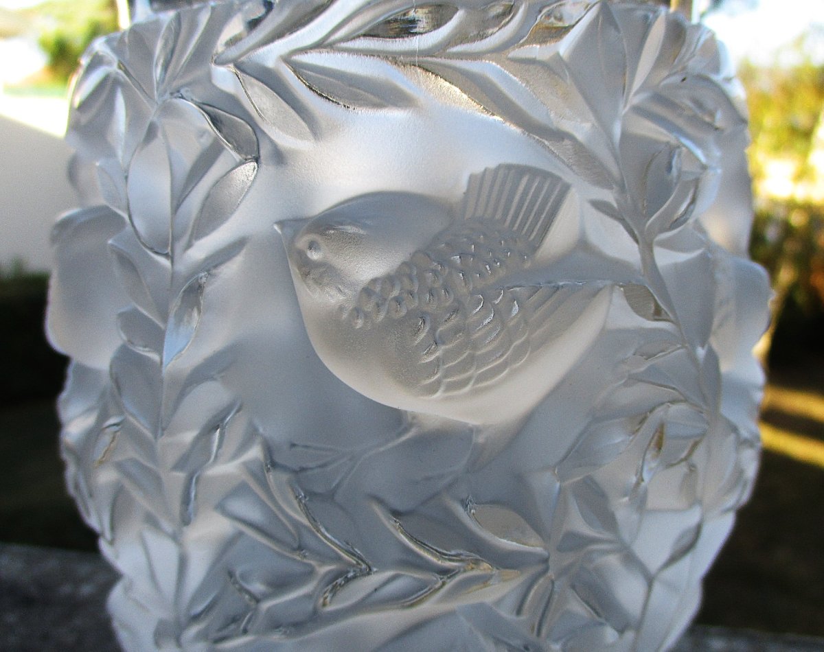 Iconique vase Bagatelle en cristal moulé-pressé satiné Lalique France modèle de René Lalique.-photo-3